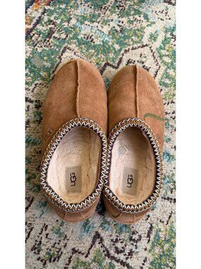 UGG Men’s Tasman Chestnut Slippers With Sheepskin Lining Size 9